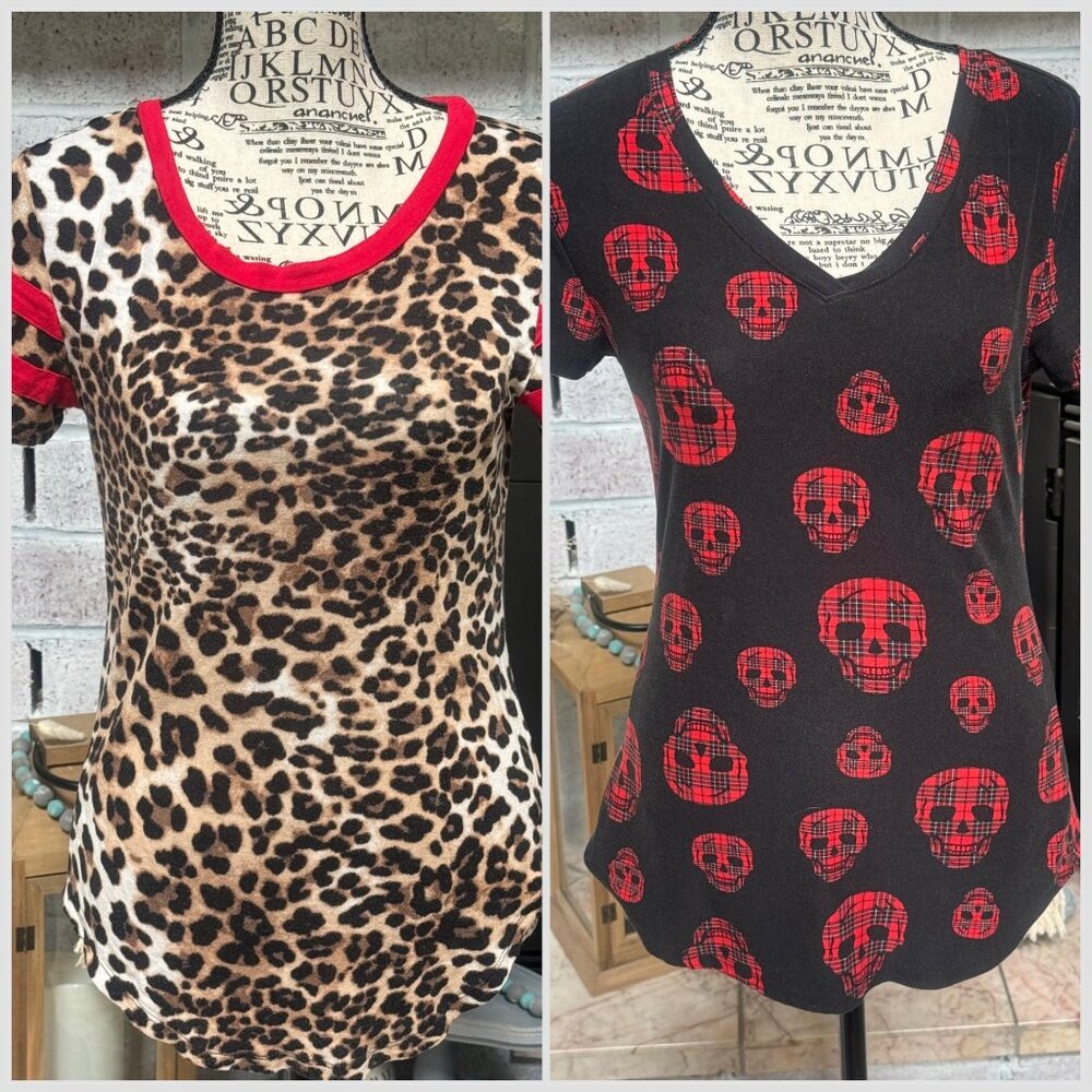 No Boundaries 2‑for‑1 Top Women's S/M Red Skull & Leopard Print Tee/Blouse‎